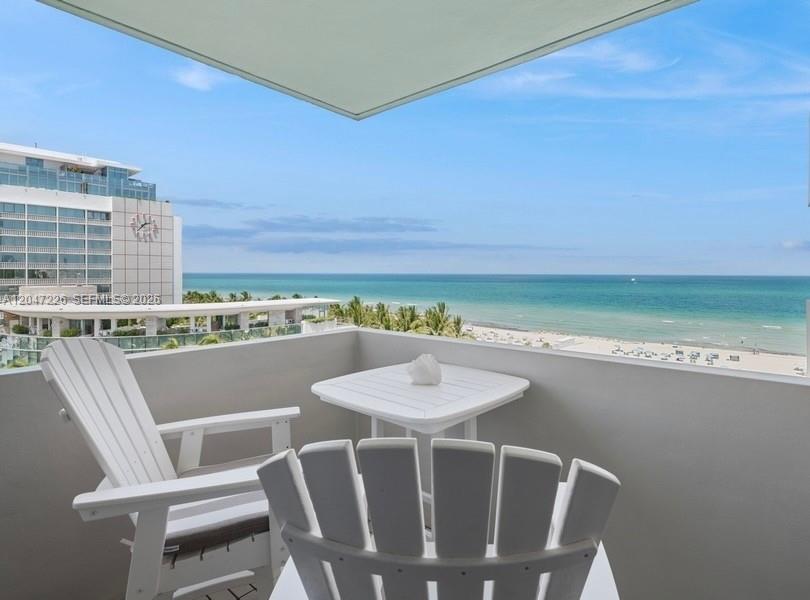 2899 Collins Avenue 1025 Property Photo 1