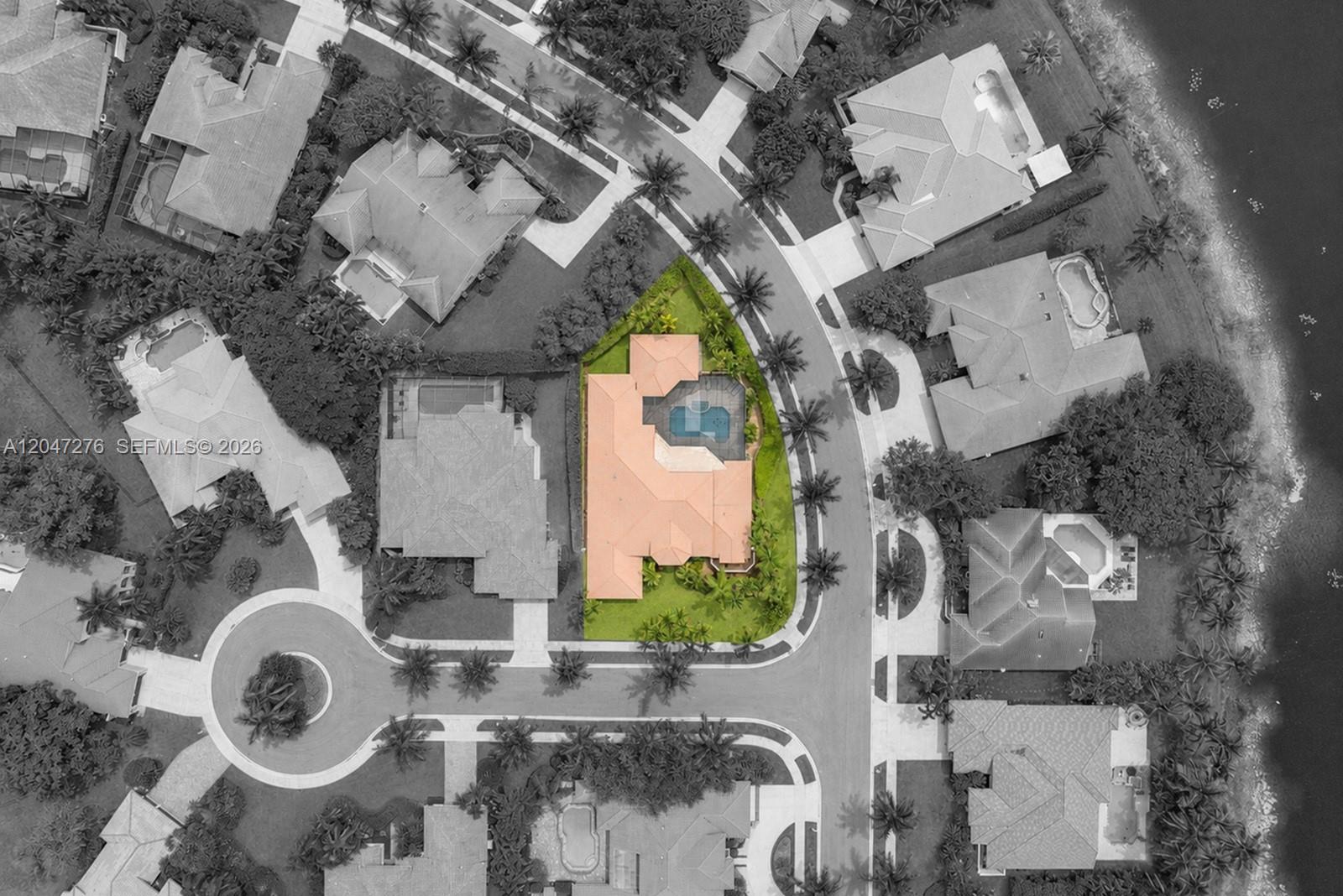 392 Coconut Circle Property Photo 1