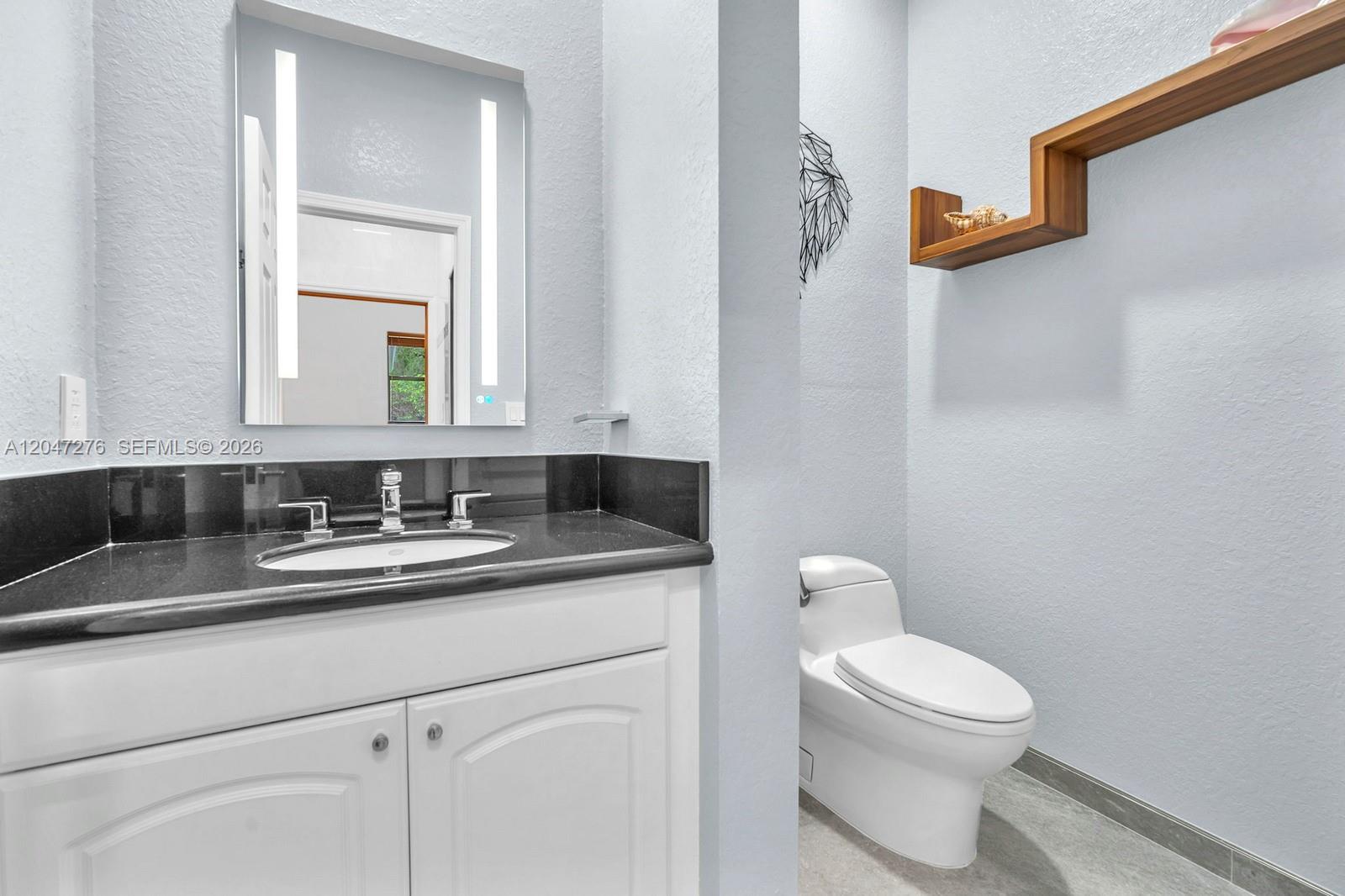 392 Coconut Circle Property Photo 49
