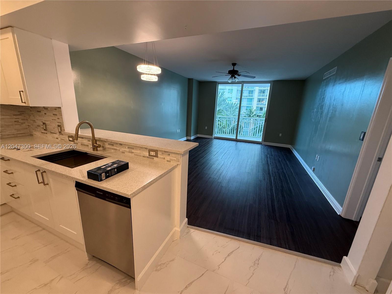 1745 E Hallandale Beach Boulevard 304w Property Photo 3