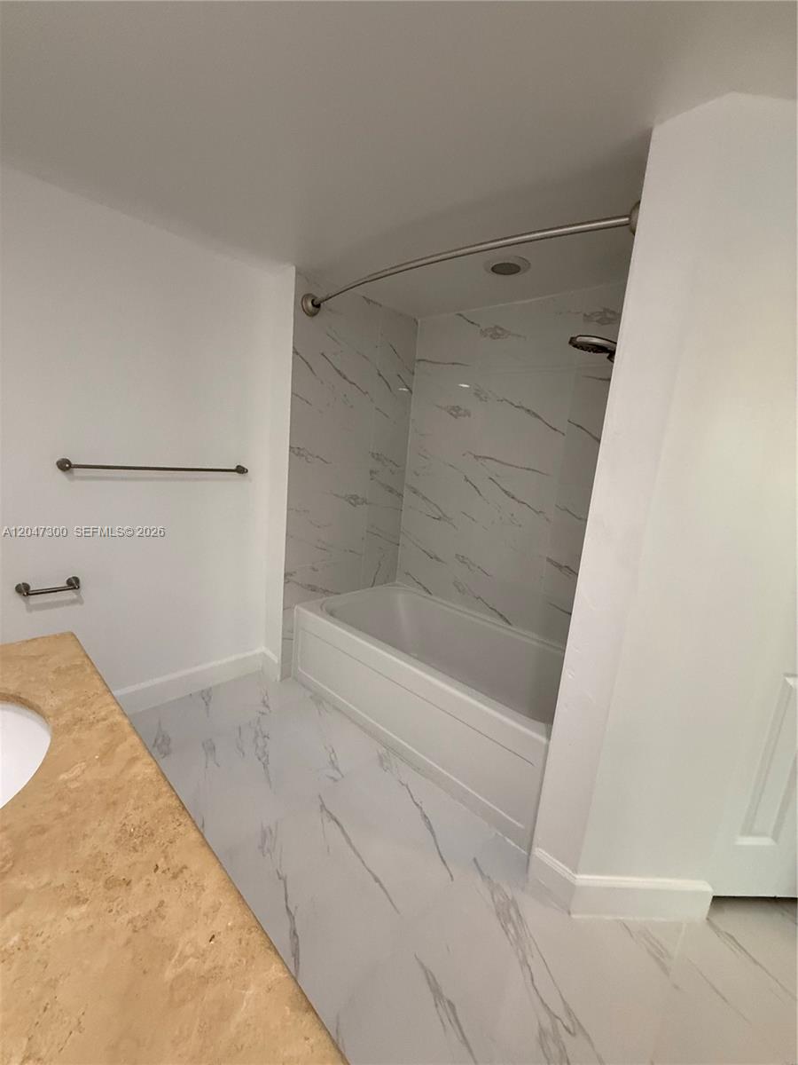 1745 E Hallandale Beach Boulevard 304w Property Photo 16