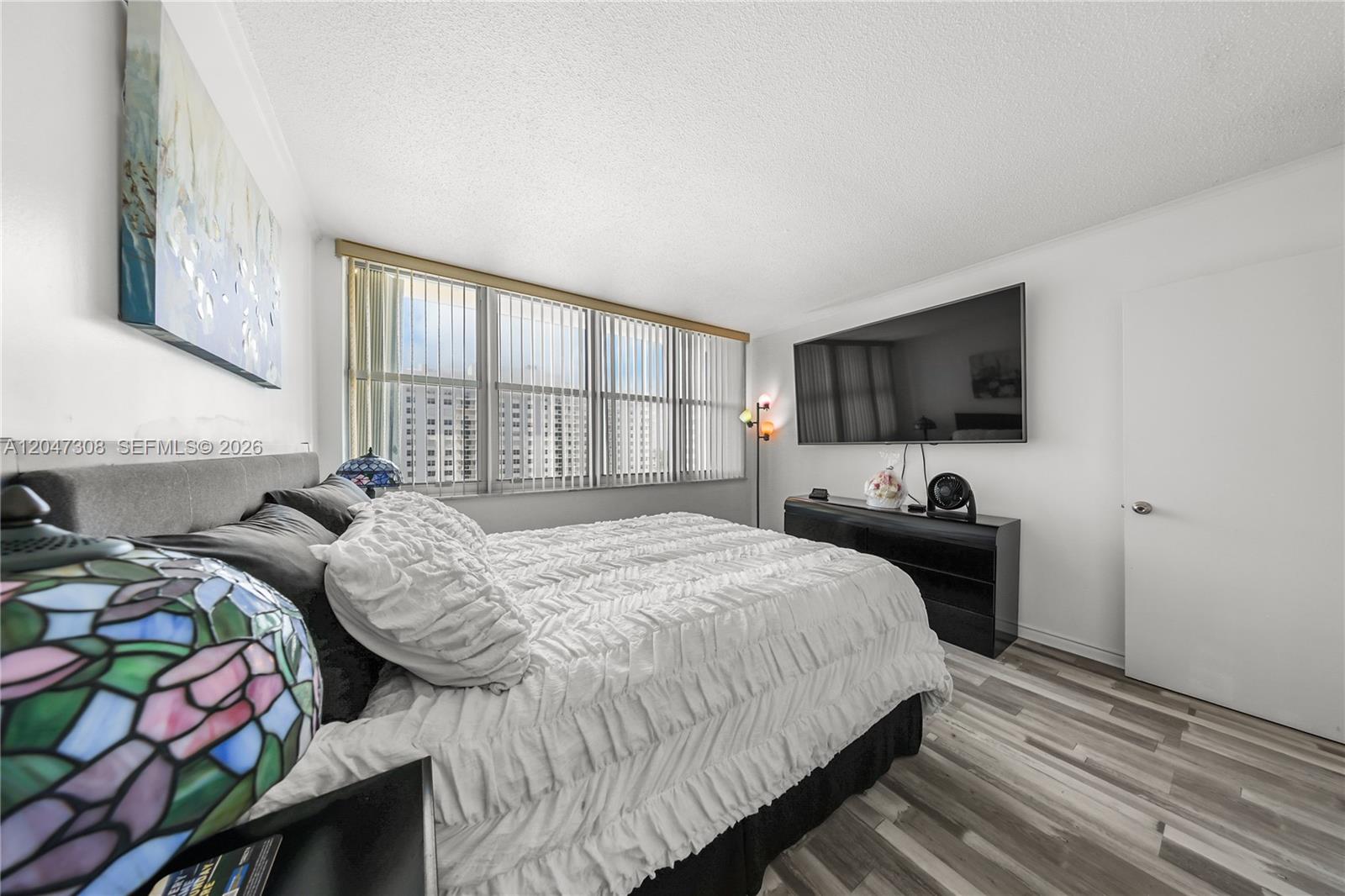 1825 S Ocean Drive 914 Property Photo 10