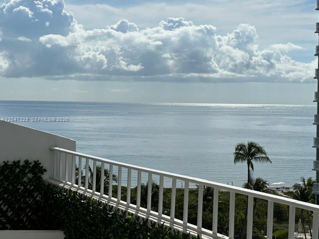 199 Ocean Lane Drive 903 Property Photo 7