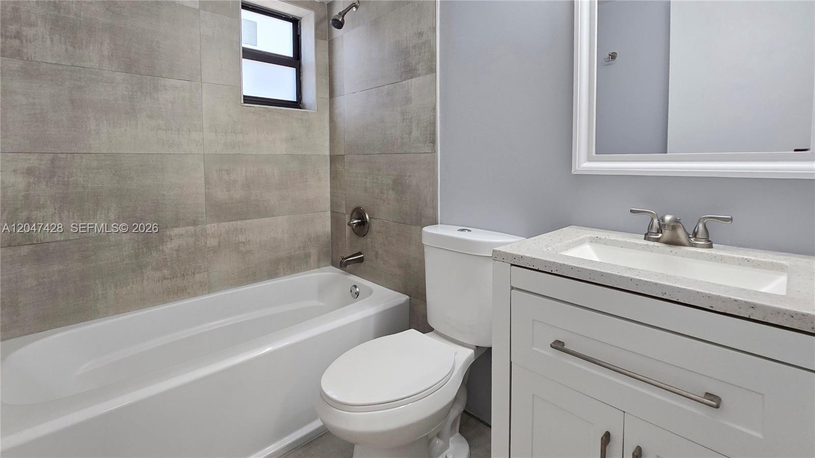 50 W 28th Street 52 Property Photo 4