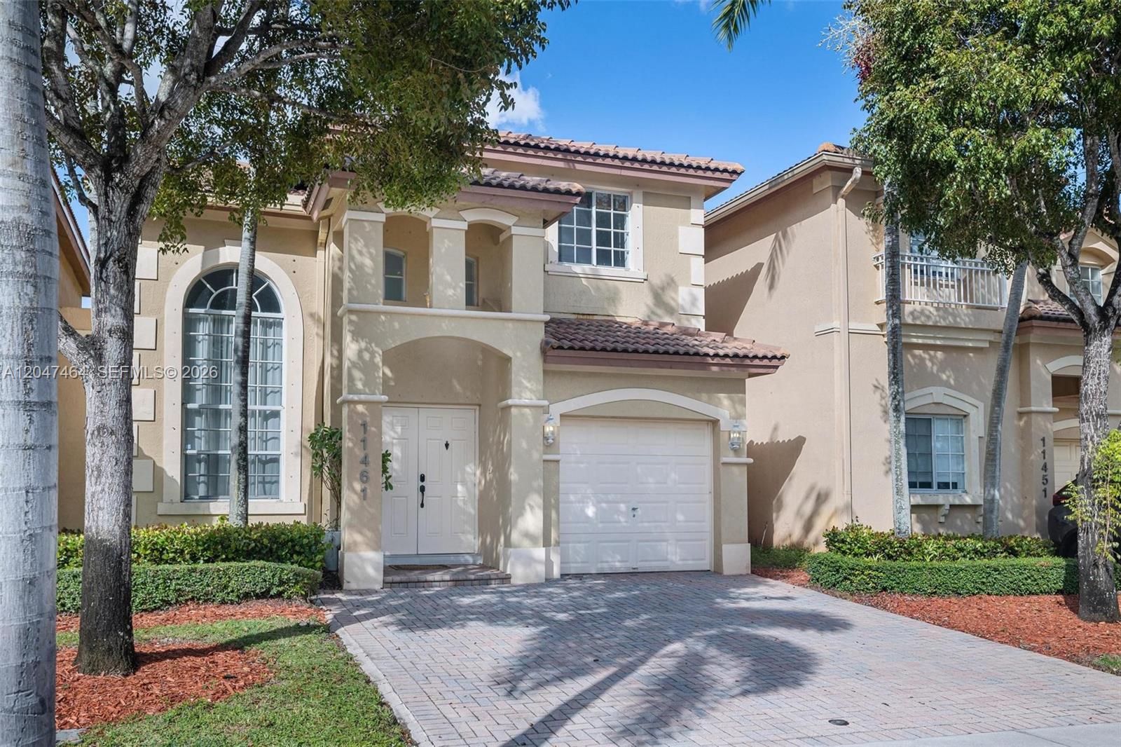 A12047464 Property Photo 1