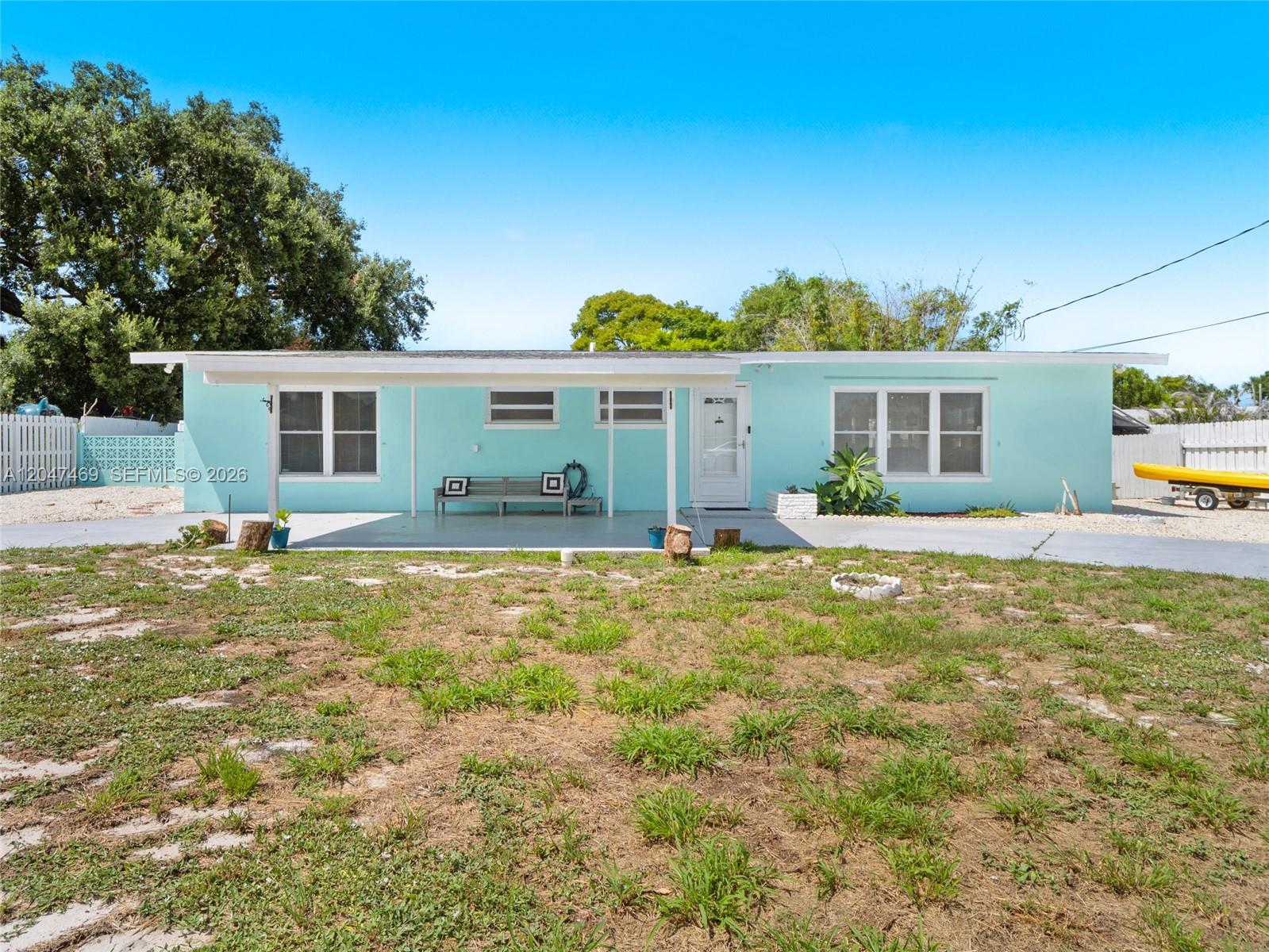 3730 Maple Street Property Photo 1
