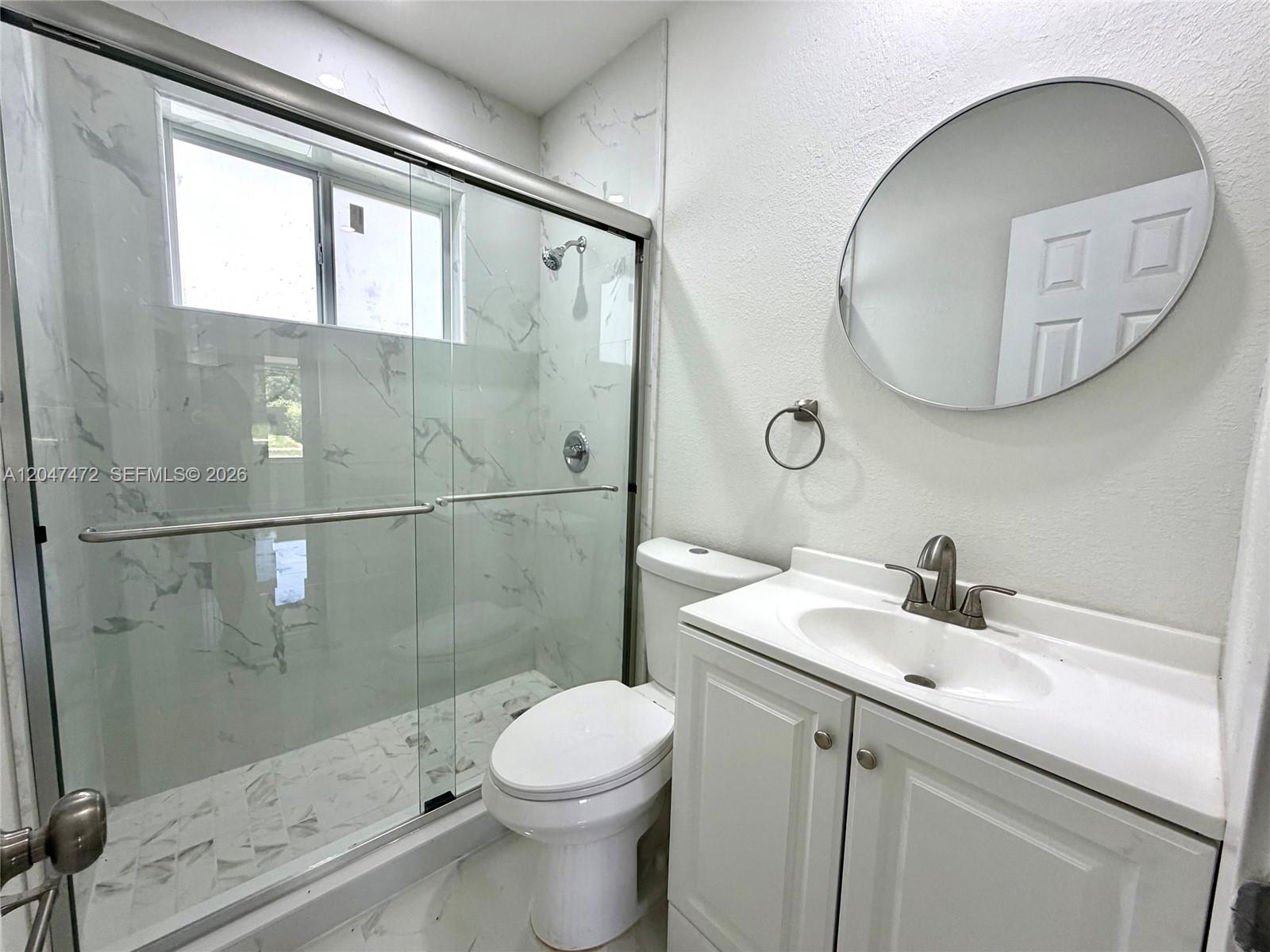 2150 N 66th Avenue Property Photo 20