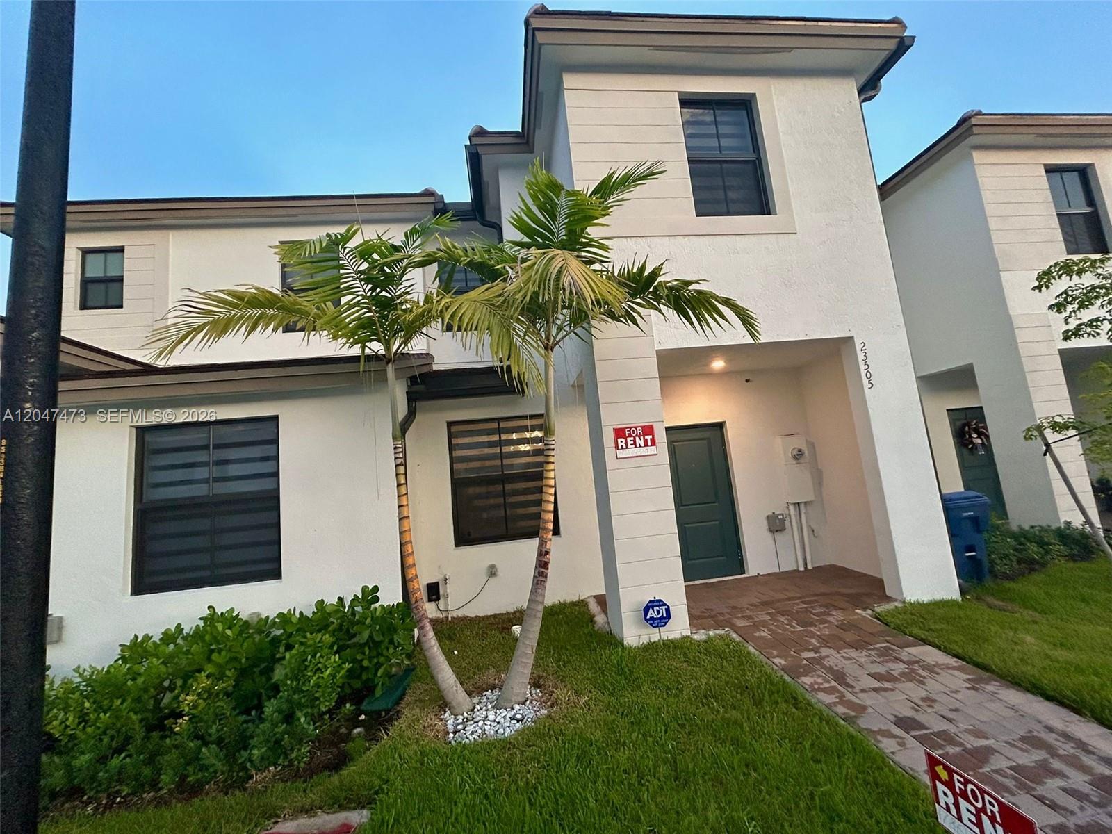 23505 SW 127th Place Property Photo 1