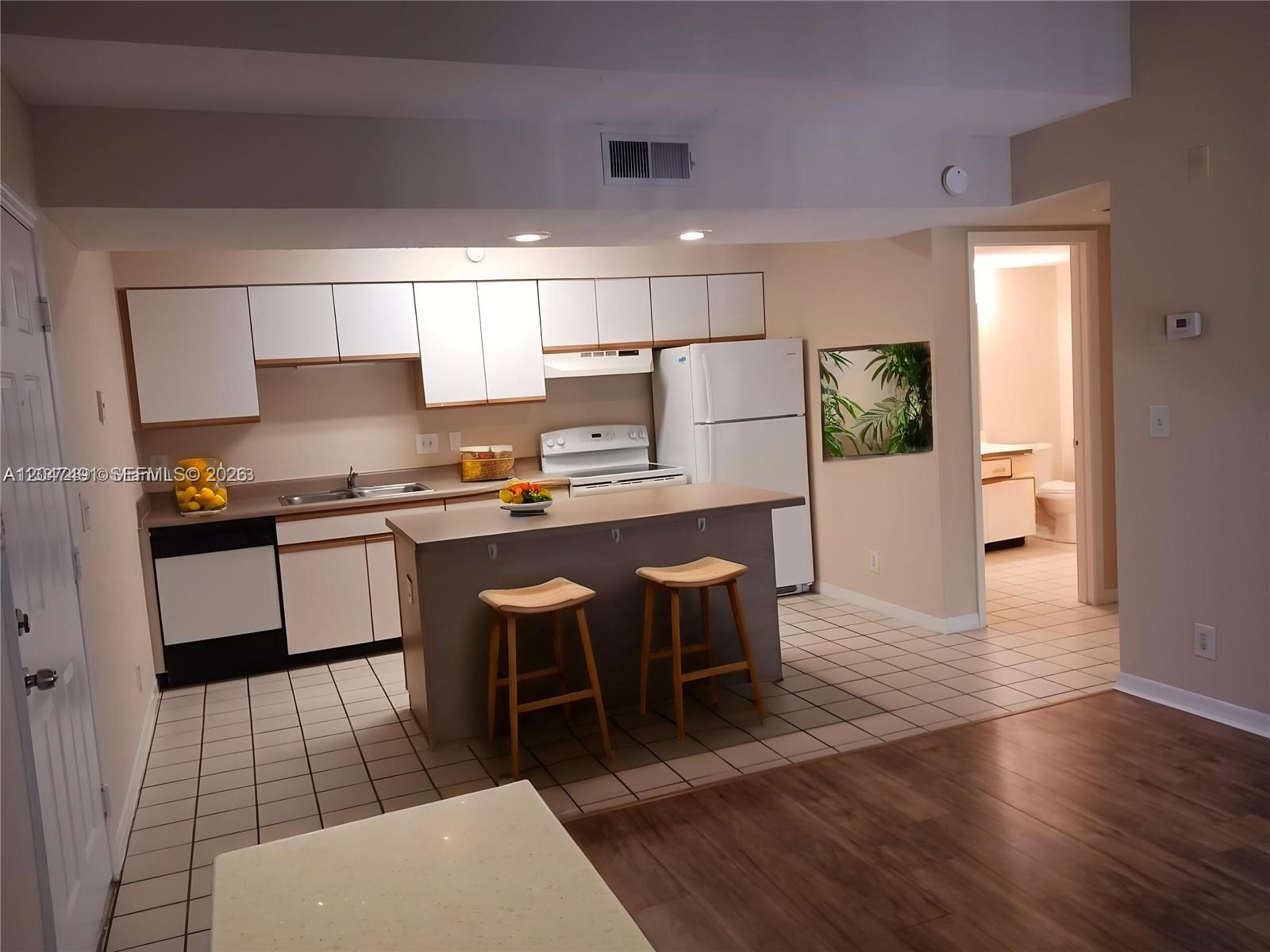 A12047491 Property Photo 3