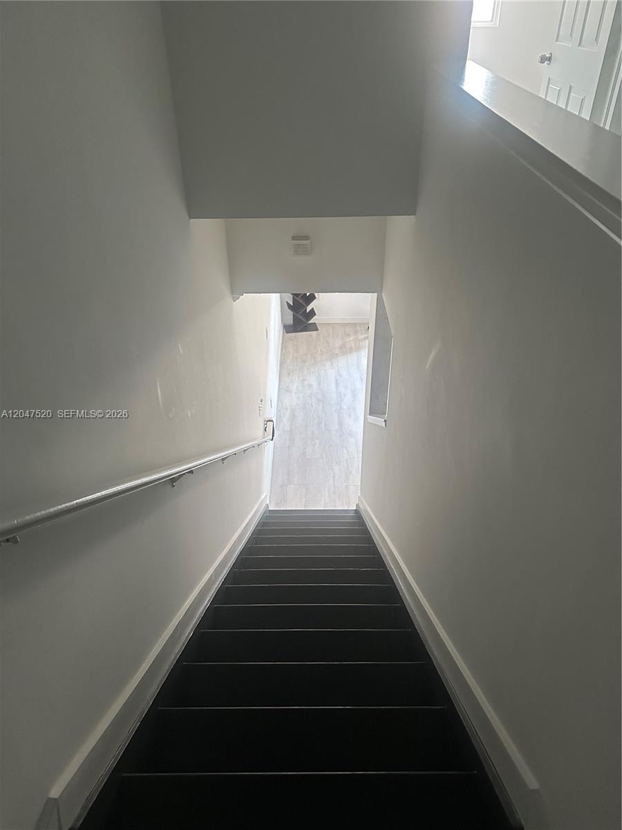2961 Ne 185th Street 1618 Property Photo 15