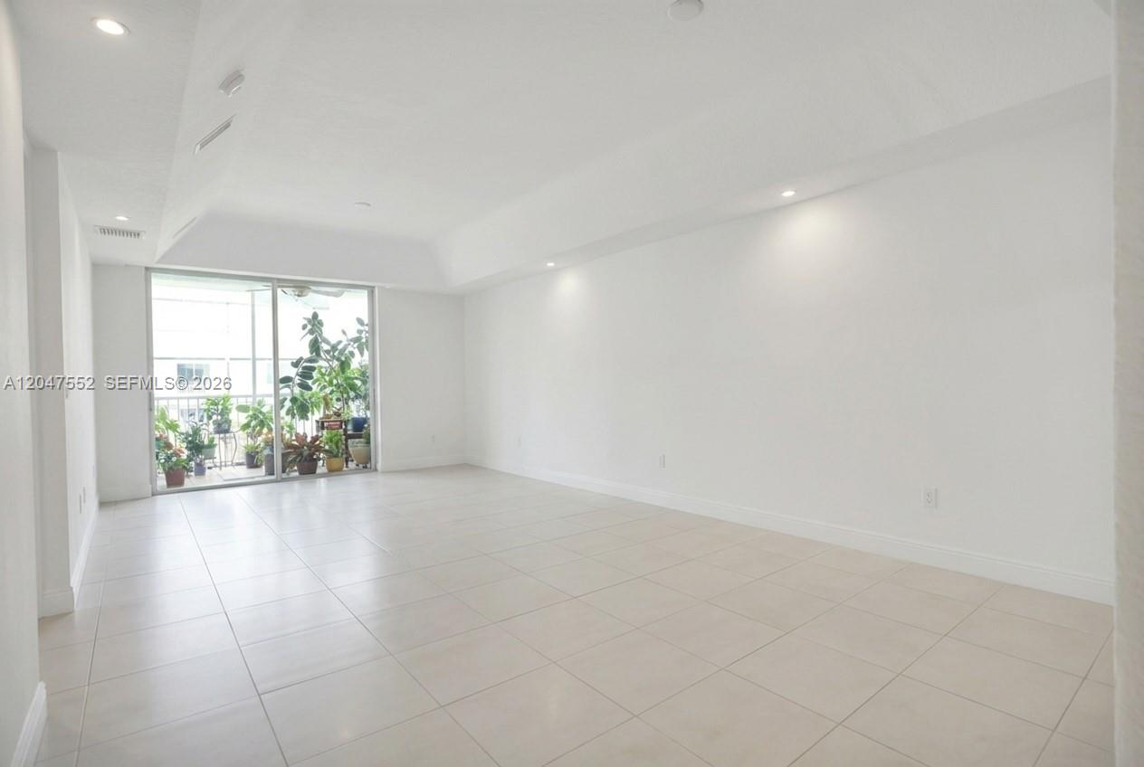 10720 Nw 66th Street 205 Property Photo 1