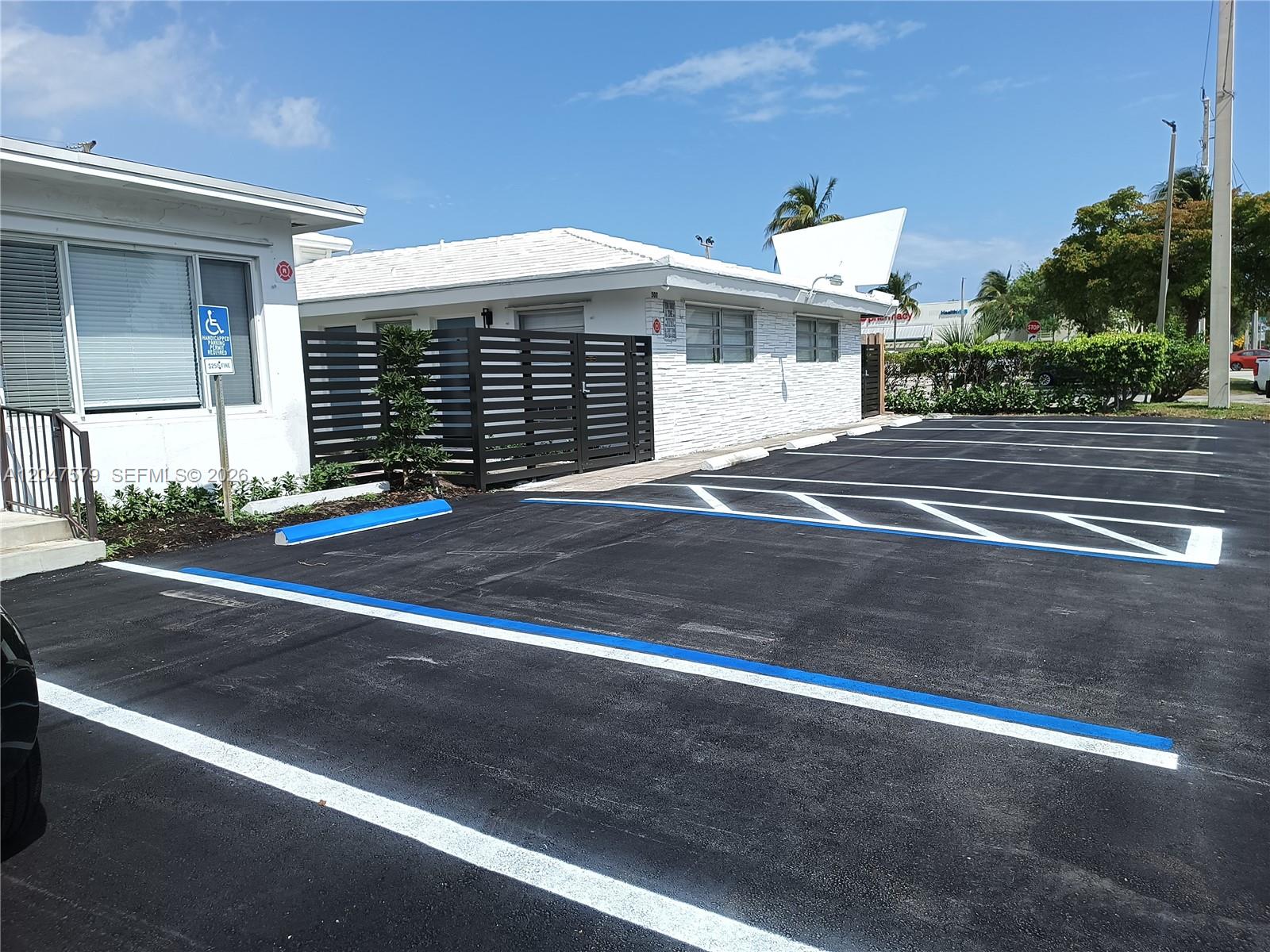 A12047579 Property Photo 1