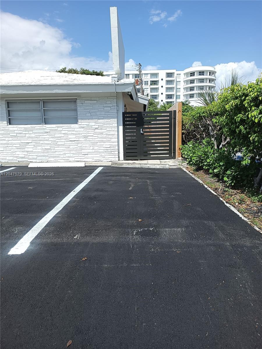 A12047579 Property Photo 2