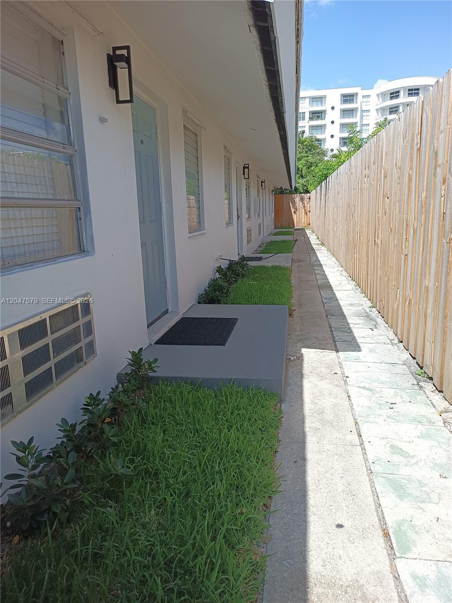 A12047579 Property Photo 3