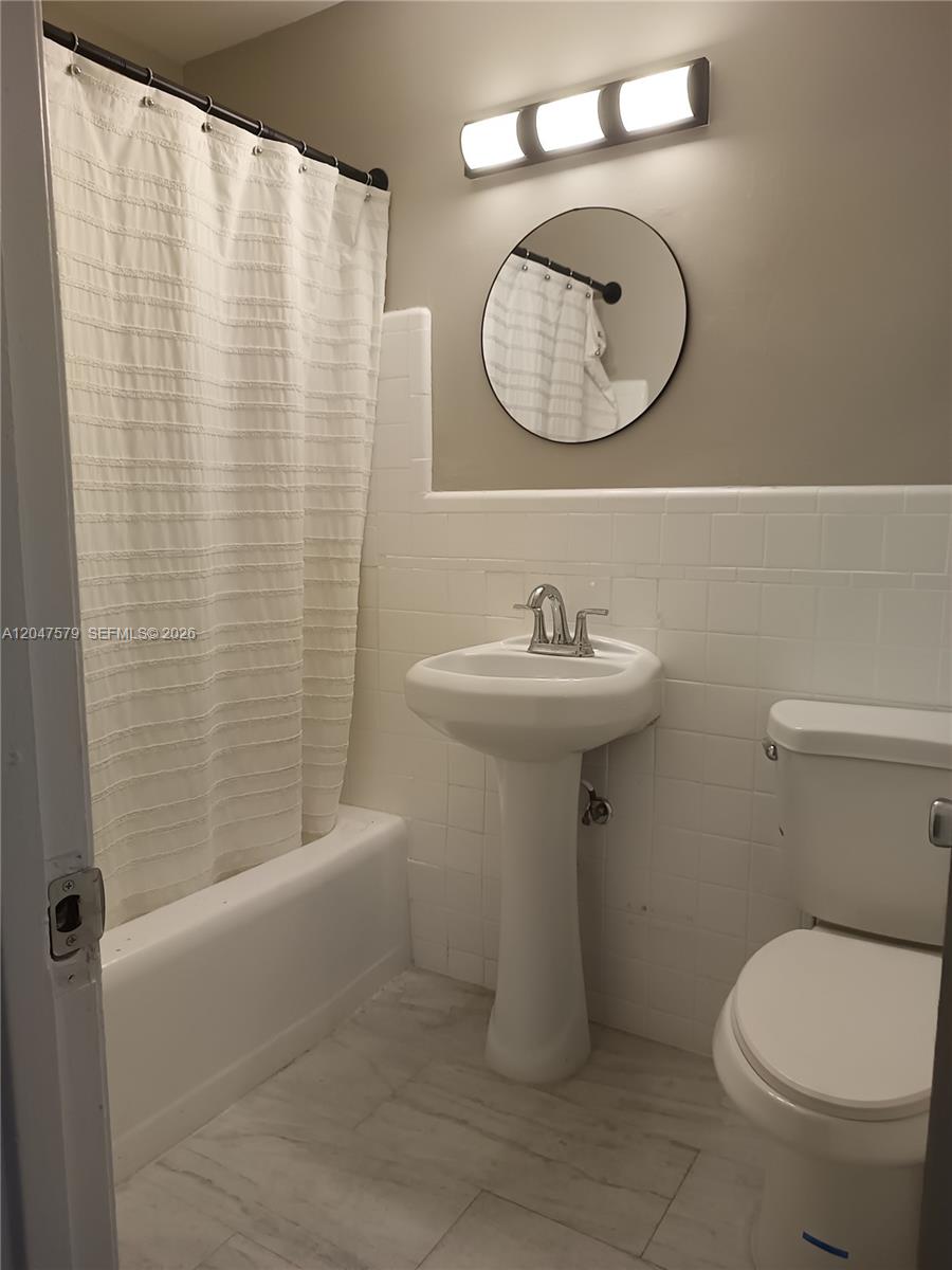 A12047579 Property Photo 7