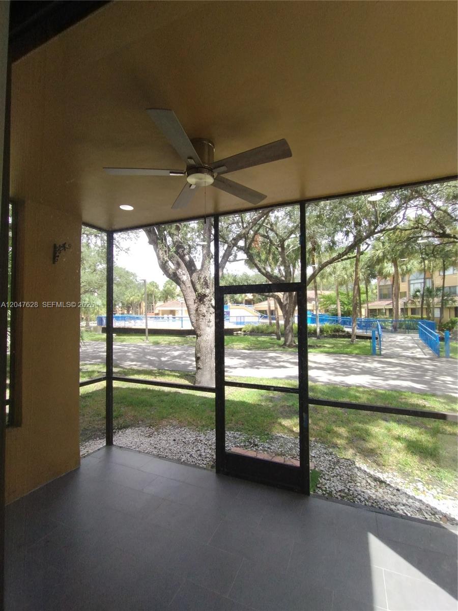 15509 N Miami Lakeway N 102 102 Property Photo 4