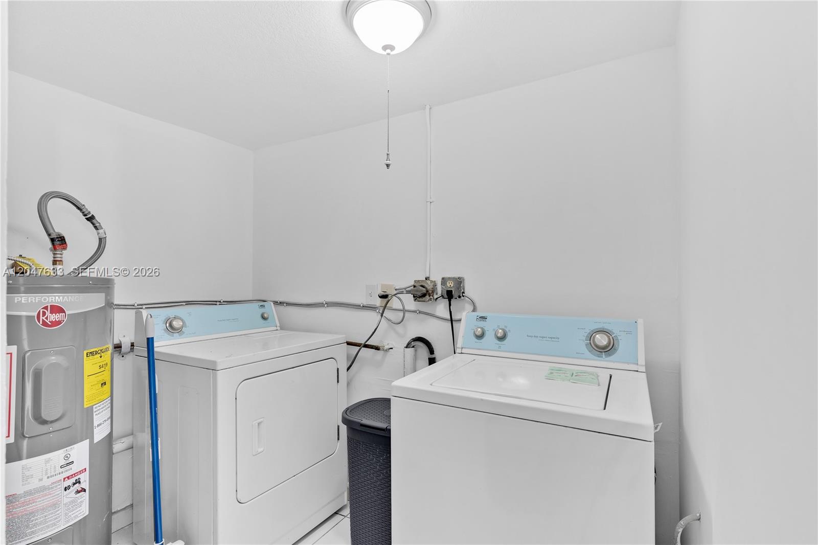 6445 Sw 22nd Court Property Photo 14