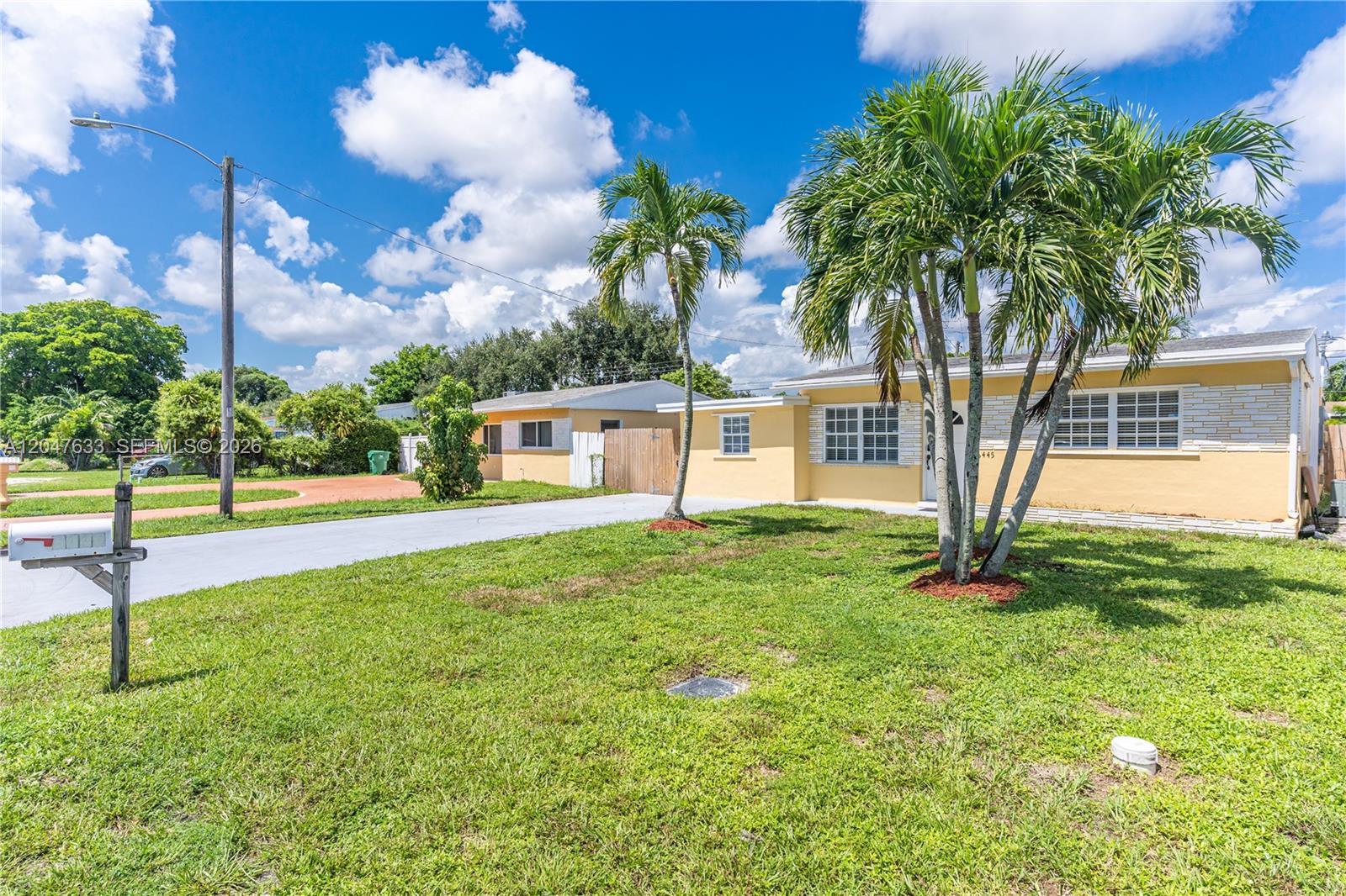 6445 Sw 22nd Court Property Photo 17
