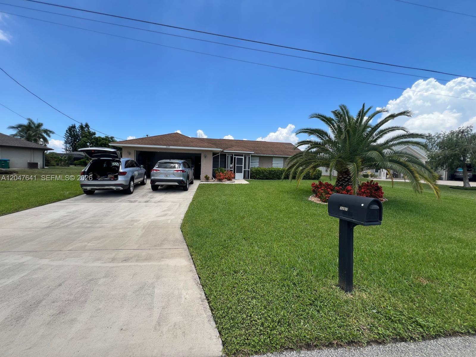 3207 Se 1st Place Property Photo 1