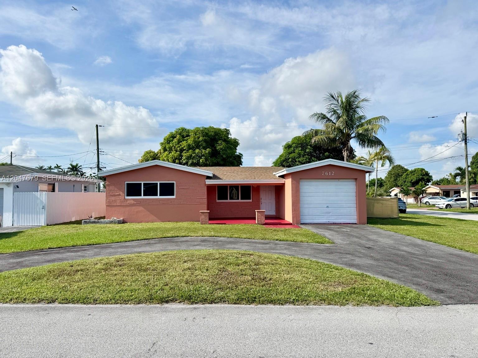 7612 Plantation Boulevard