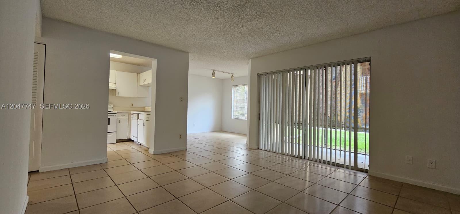 990 Coral Club Drive 990 Property Photo 2