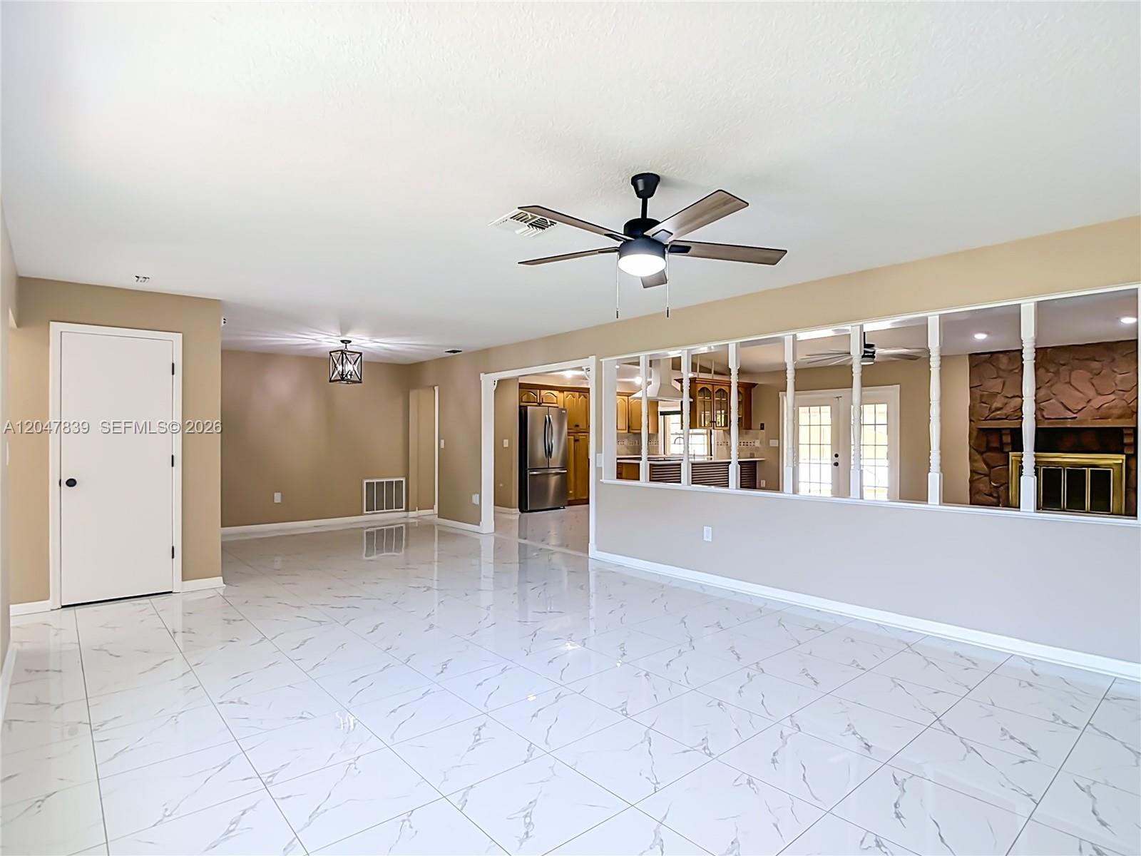 8209 Chaucer Drive Property Photo 7