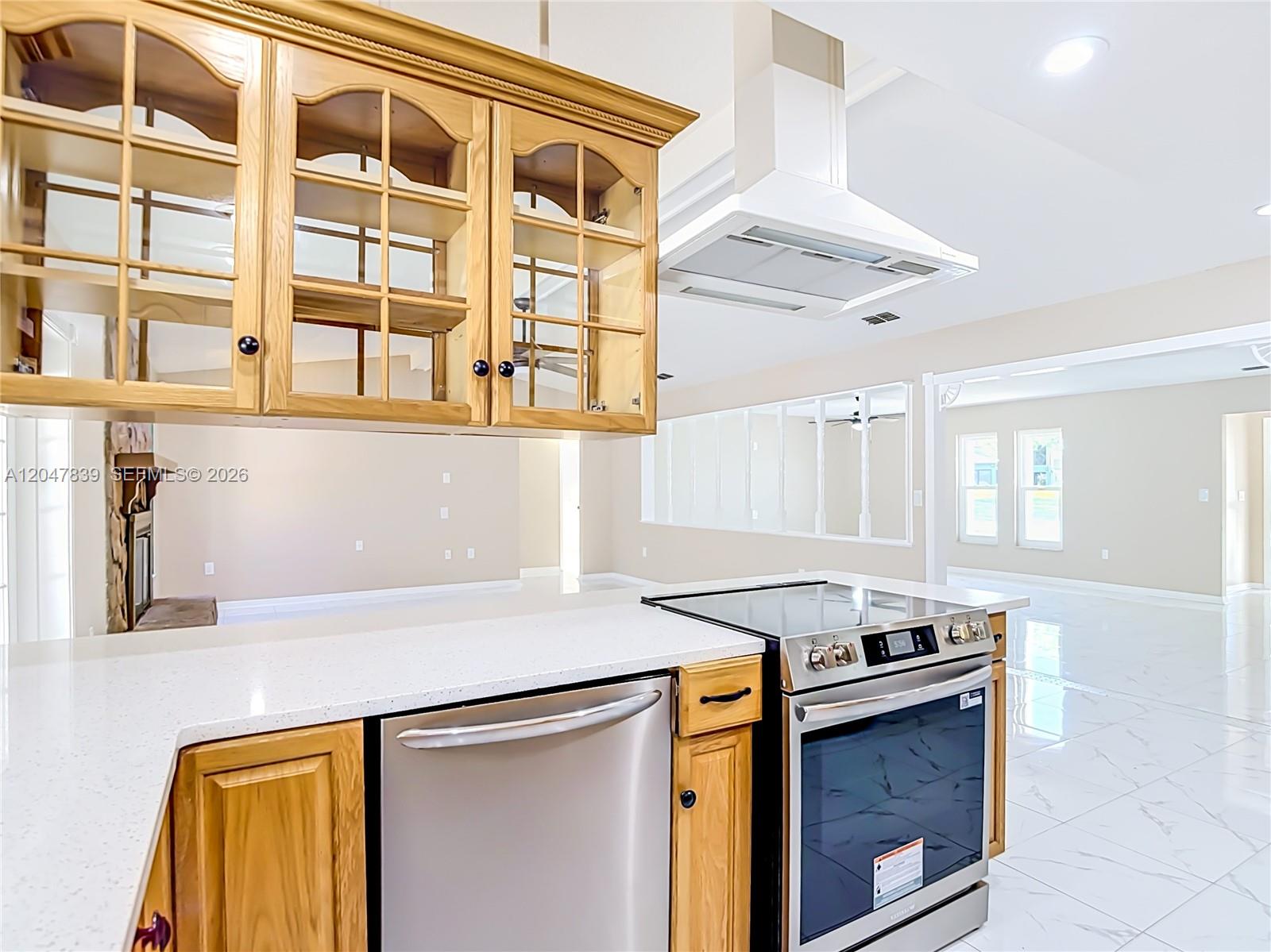 8209 Chaucer Drive Property Photo 16