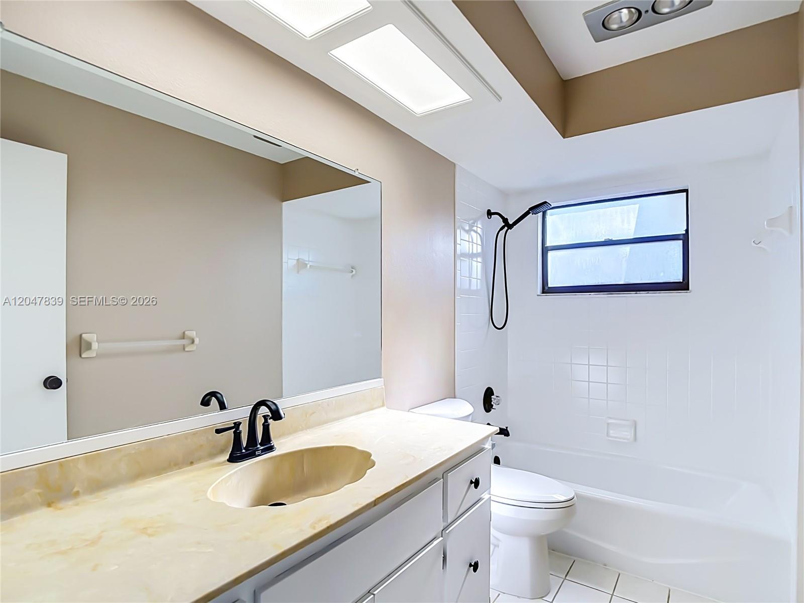 8209 Chaucer Drive Property Photo 23