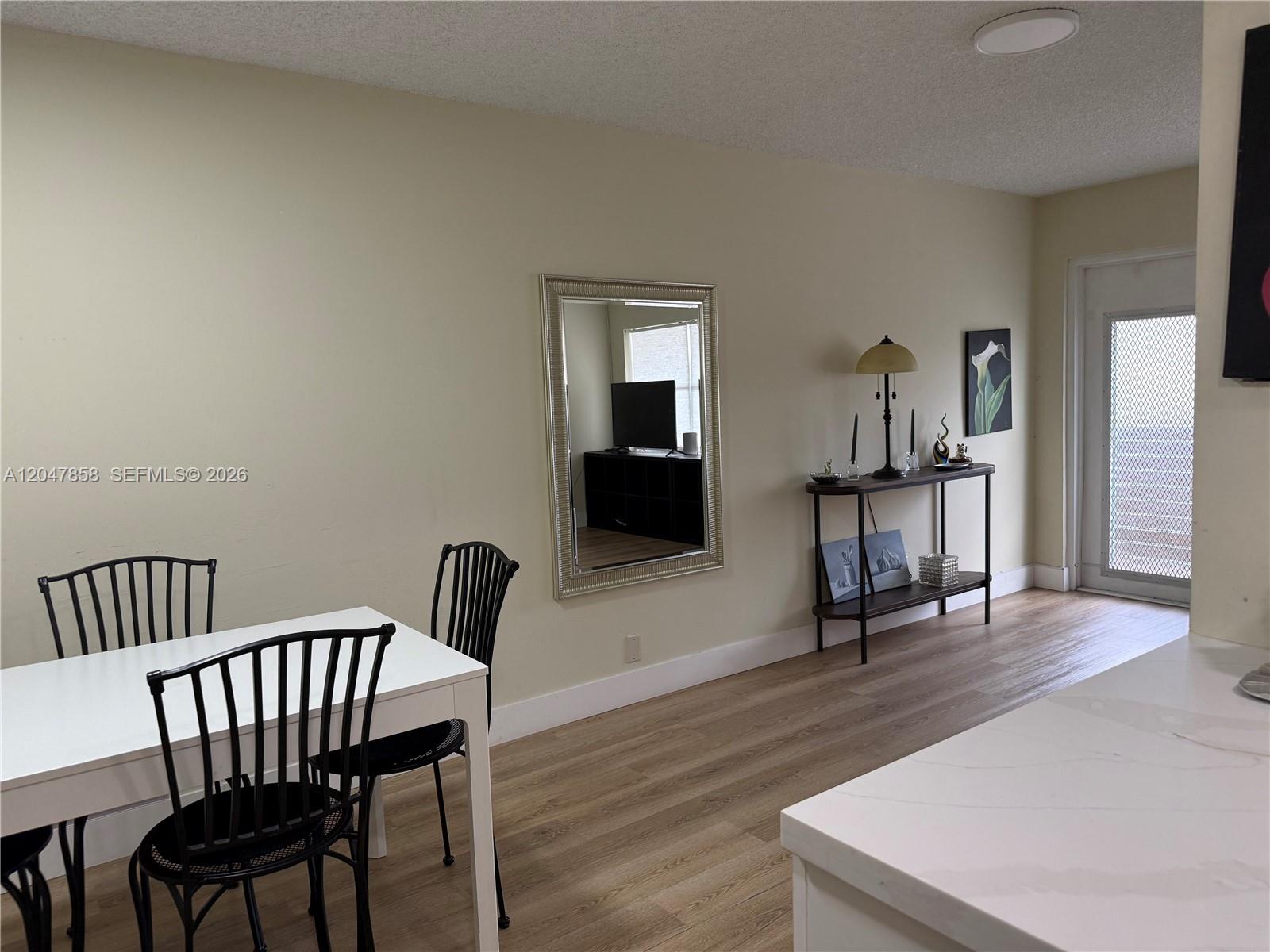9101 Sunrise Lakes Boulevard 215 Property Photo 12