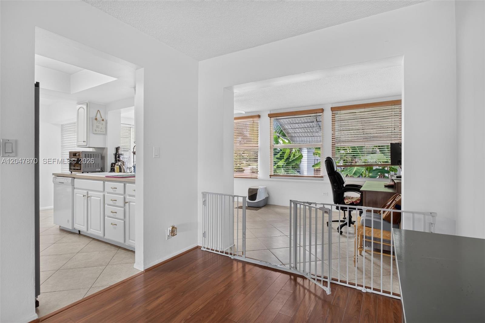 220 S Golf Boulevard Property Photo 8