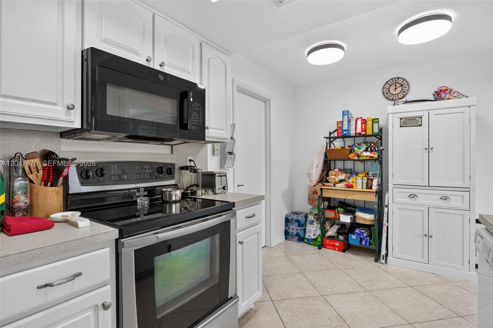 220 S Golf Boulevard Property Photo 13
