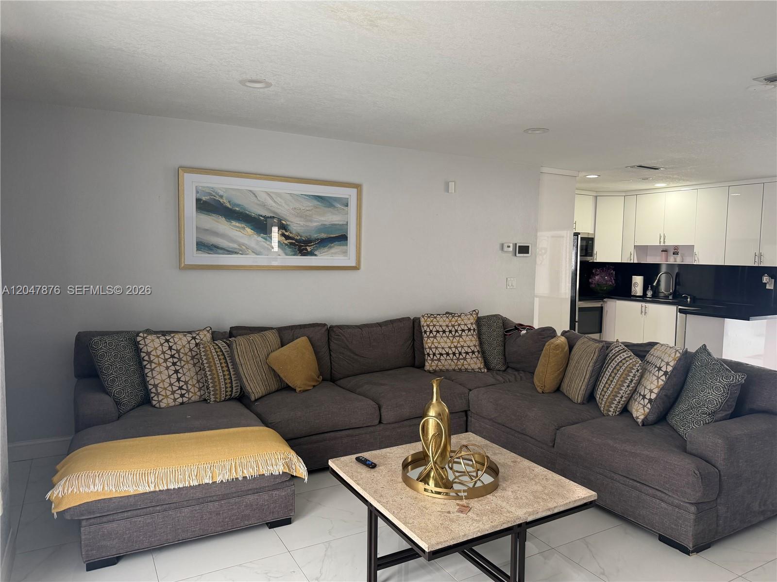 7525 Roosevelt Street Property Photo 5