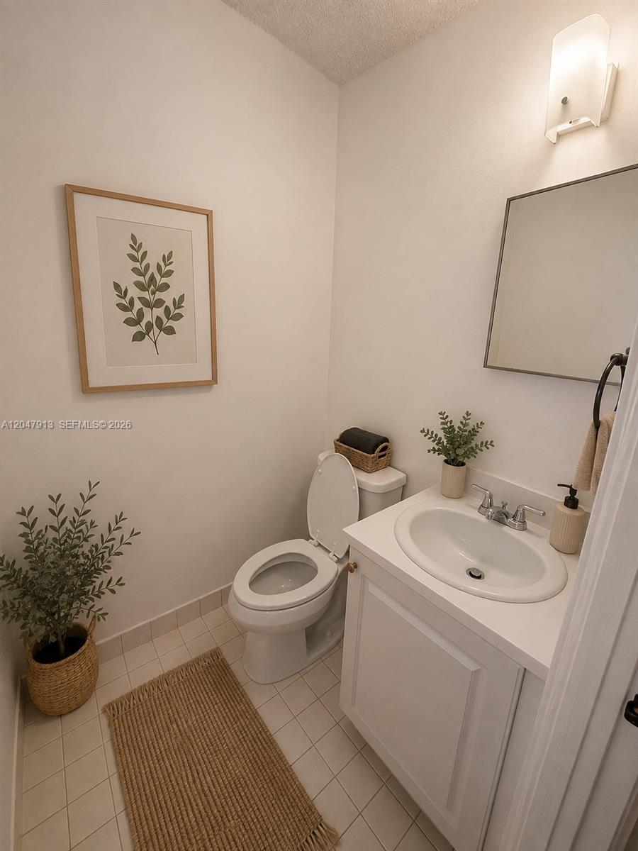 6245 Kendale Lakes Circle 208 Property Photo 13
