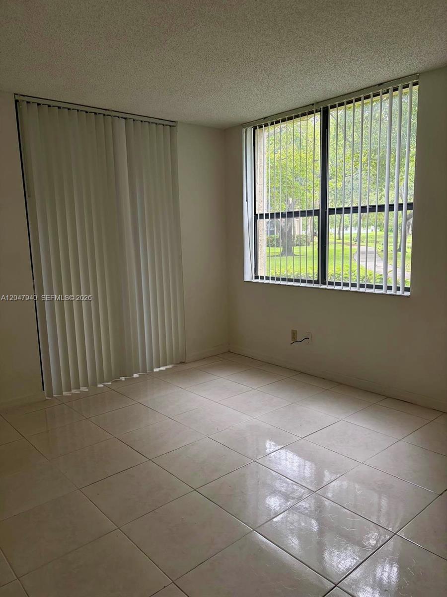 100 Nw 76th Avenue 102-2 Property Photo 7