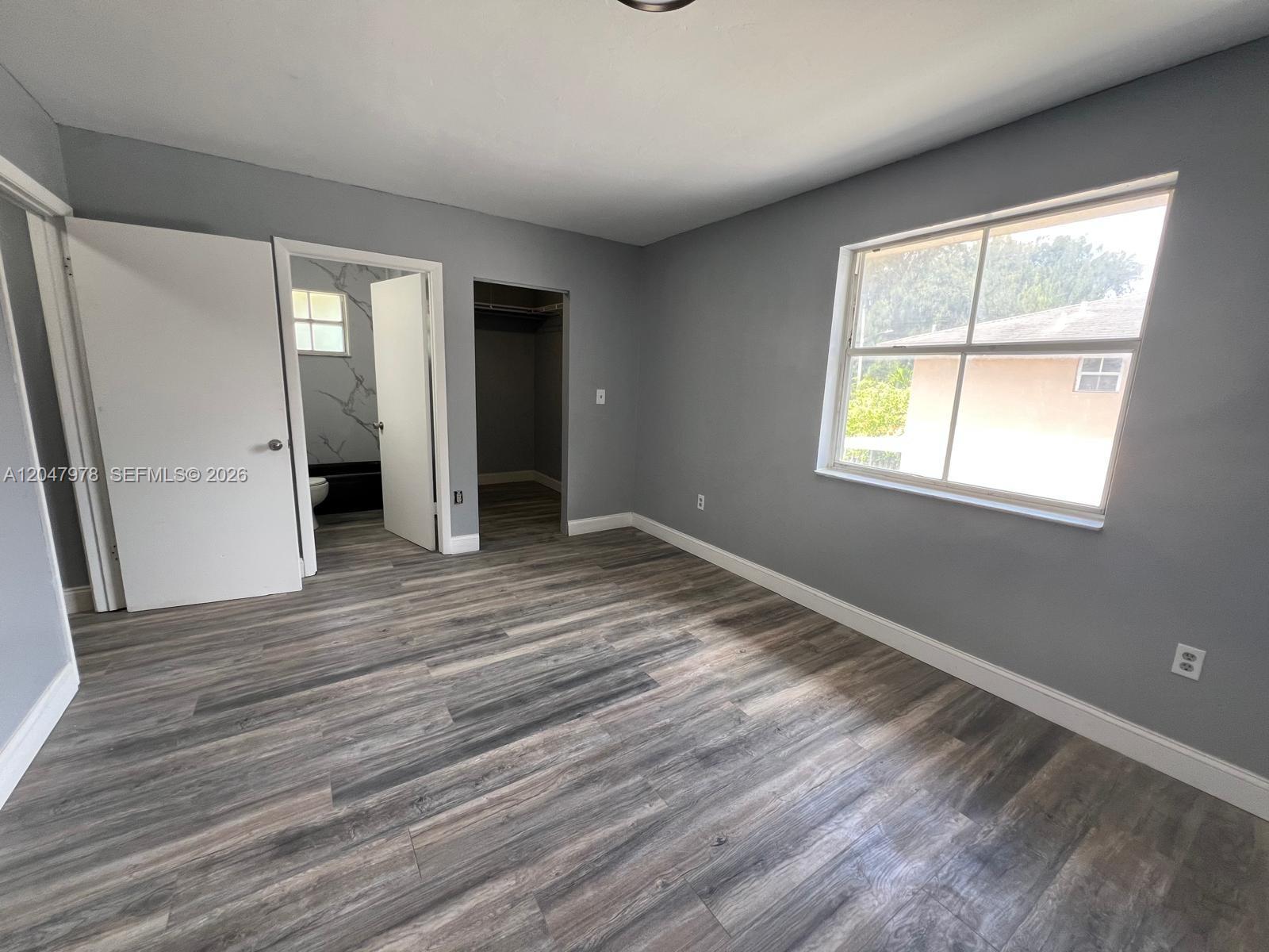 451 Ne 136th Street I-101 Property Photo 13