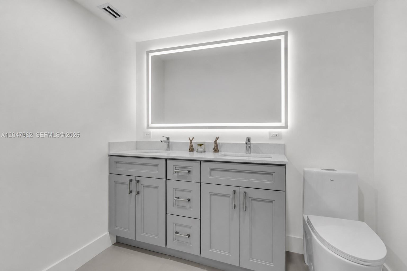 2101 Lucaya Bend E1 Property Photo 22