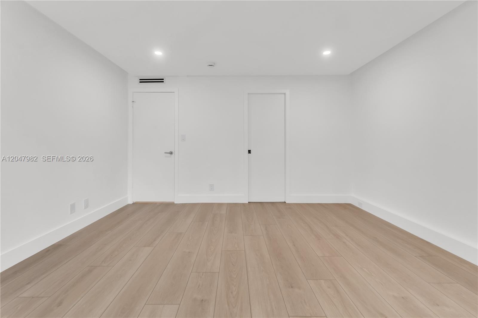 2101 Lucaya Bend E1 Property Photo 24