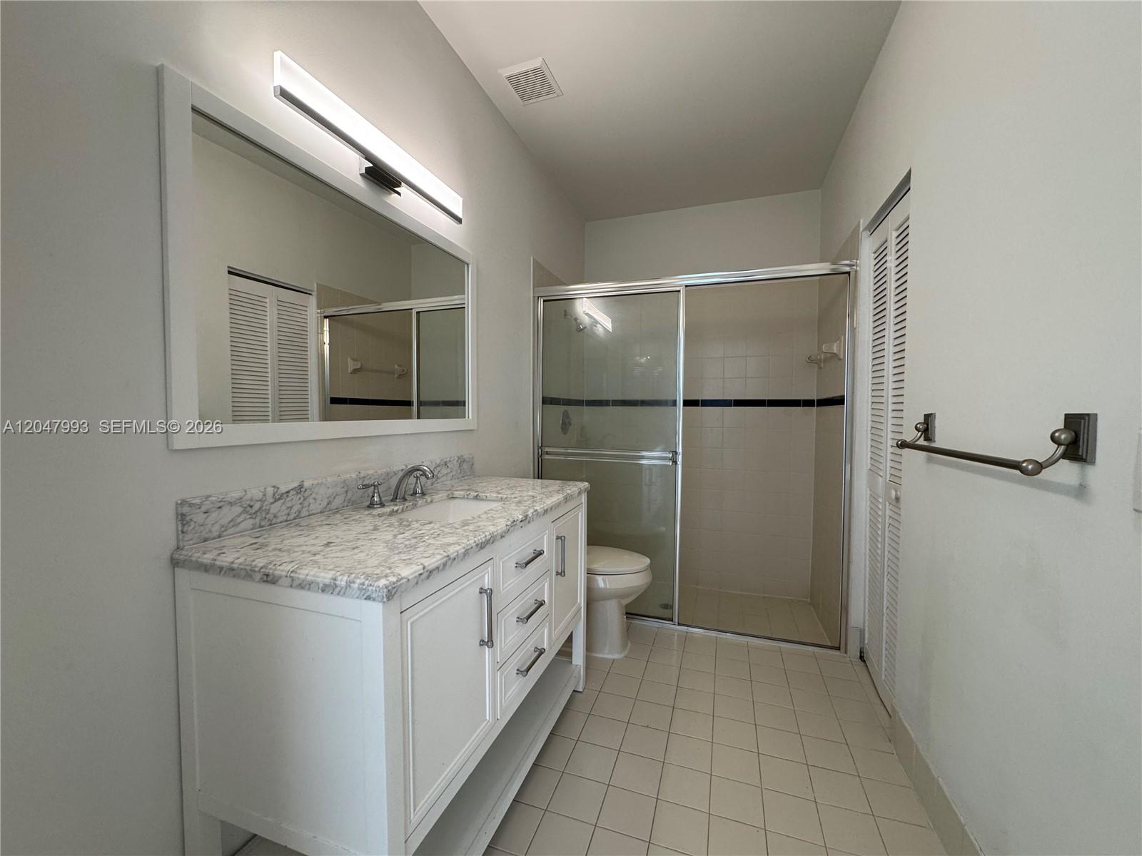 1595 Seagrape Way - Property Photo 14