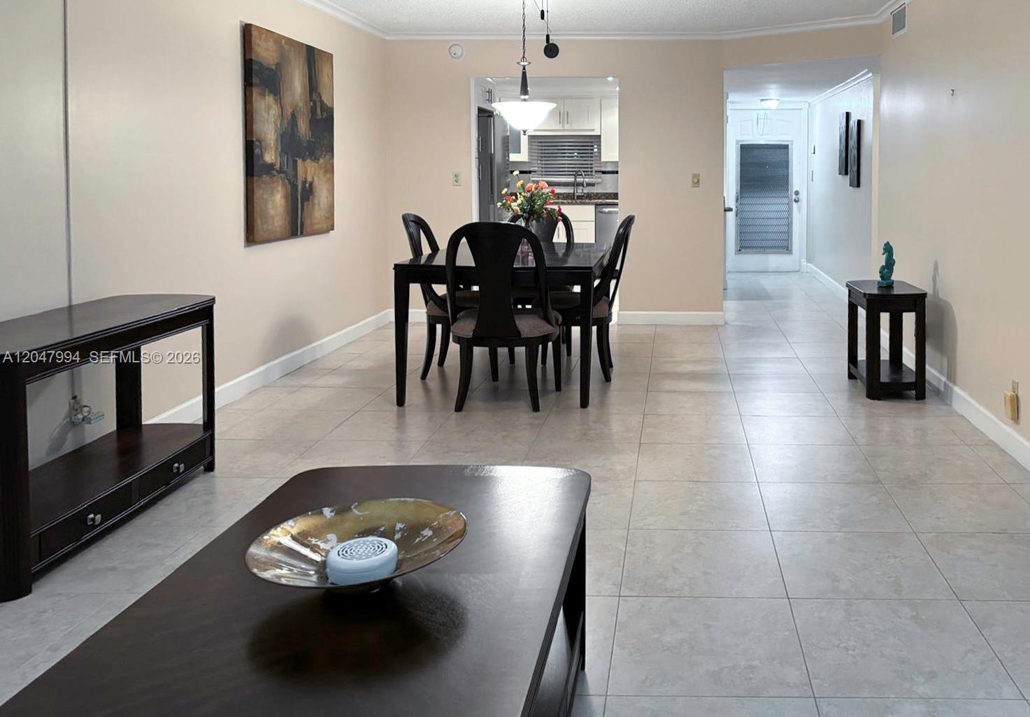 A12047994 Property Photo 12