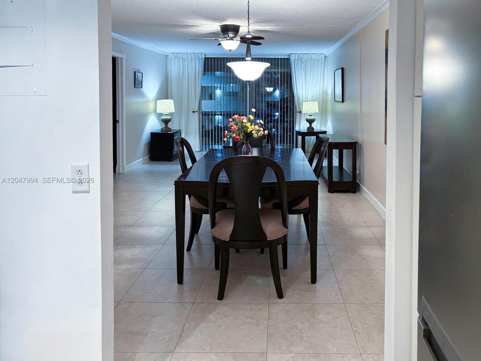 A12047994 Property Photo 14