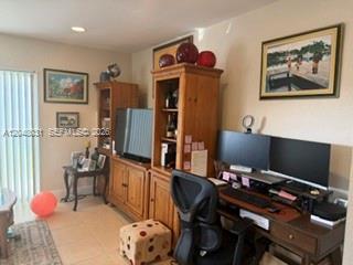 6617 Winfield Boulevard 10-1 Property Photo 9