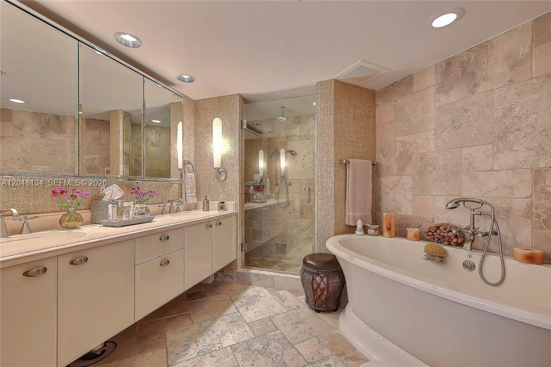 333 Las Olas Way 2101 Property Photo 27