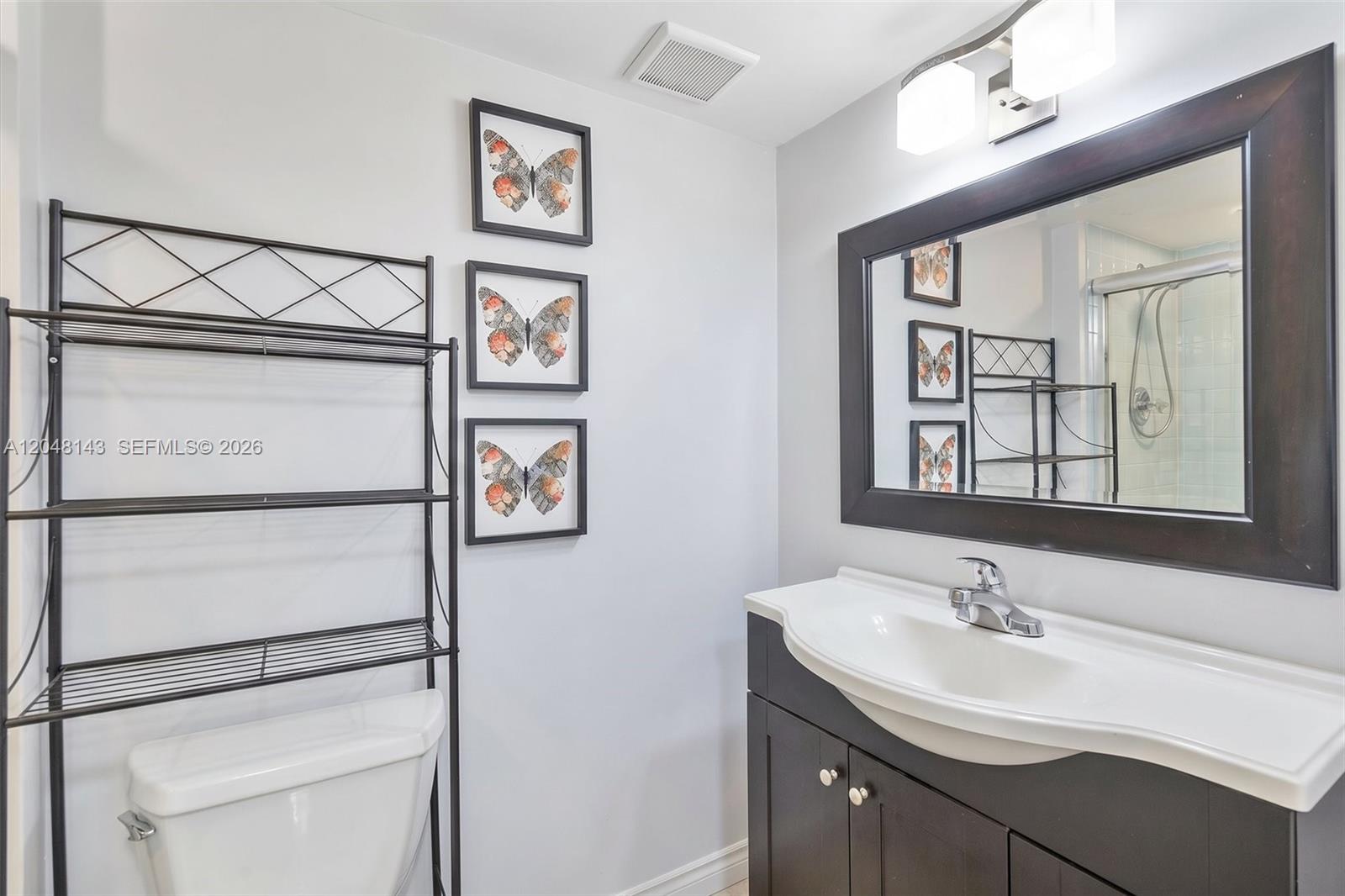 A12048143 Property Photo 10