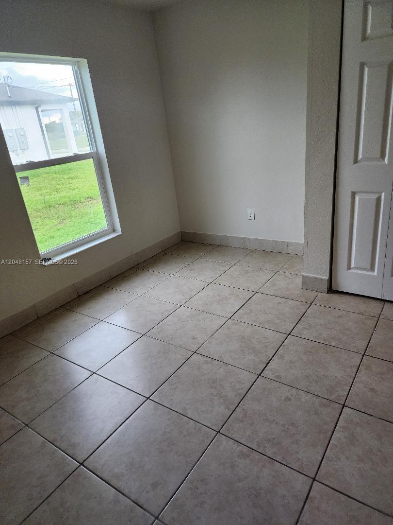 4740 Sw 14 Property Photo 15