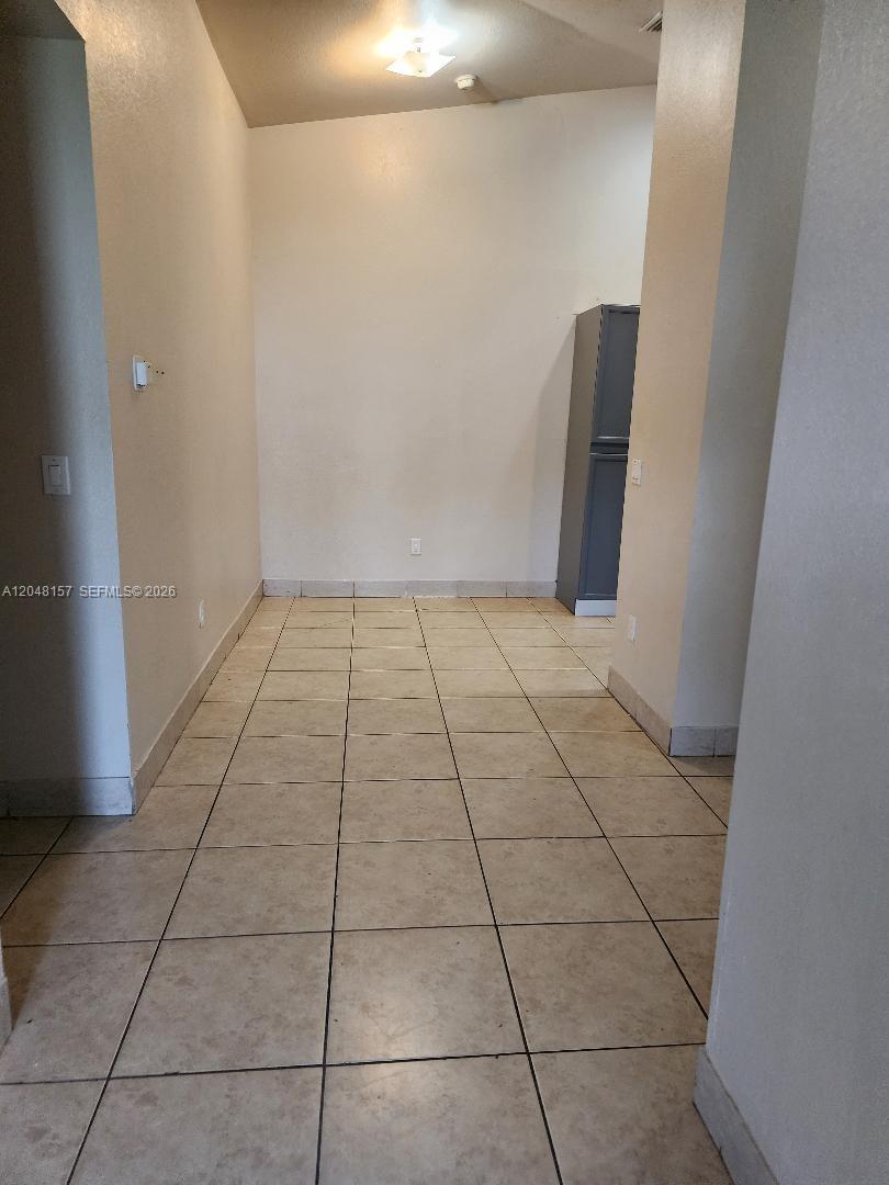 4740 Sw 14 Property Photo 19
