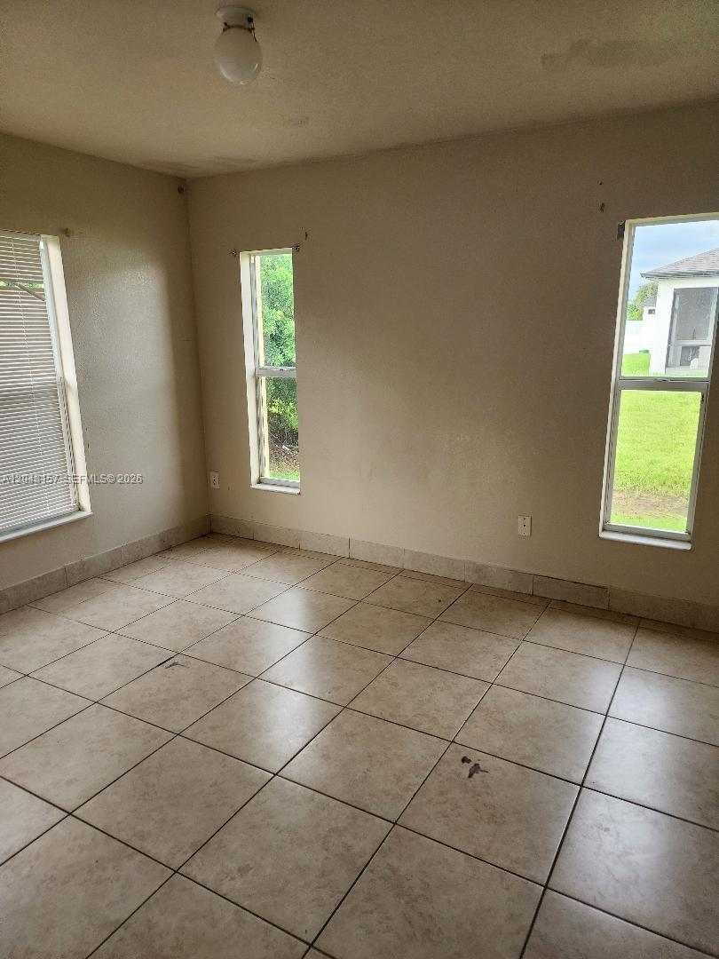 4740 Sw 14 Property Photo 25