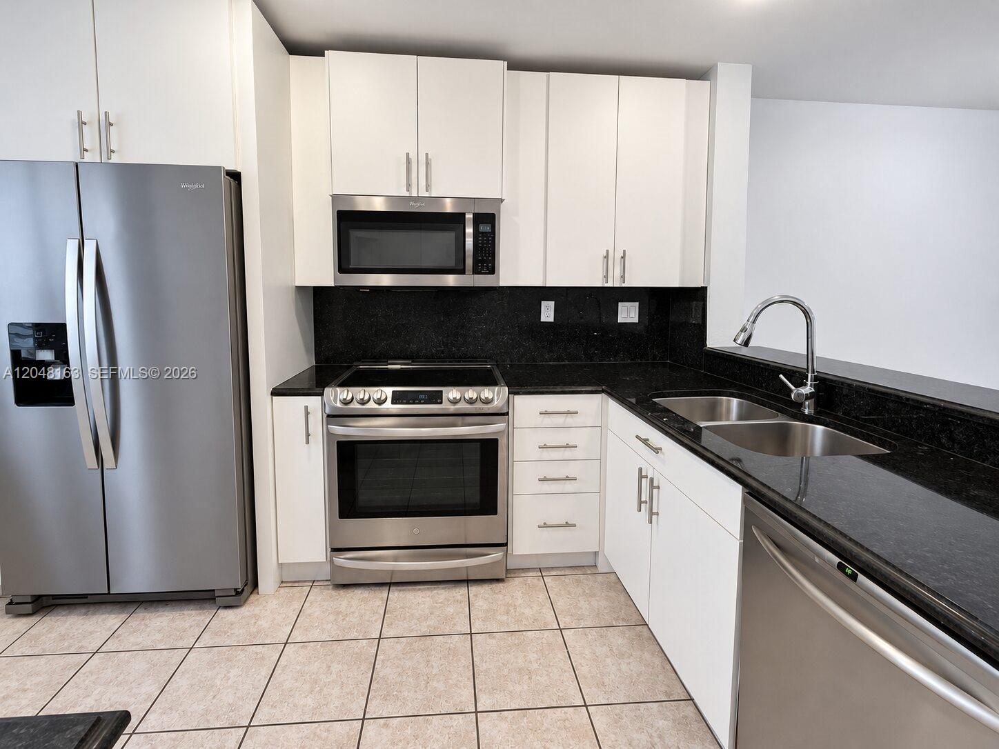 14063 SW 177th Street Property Photo 1