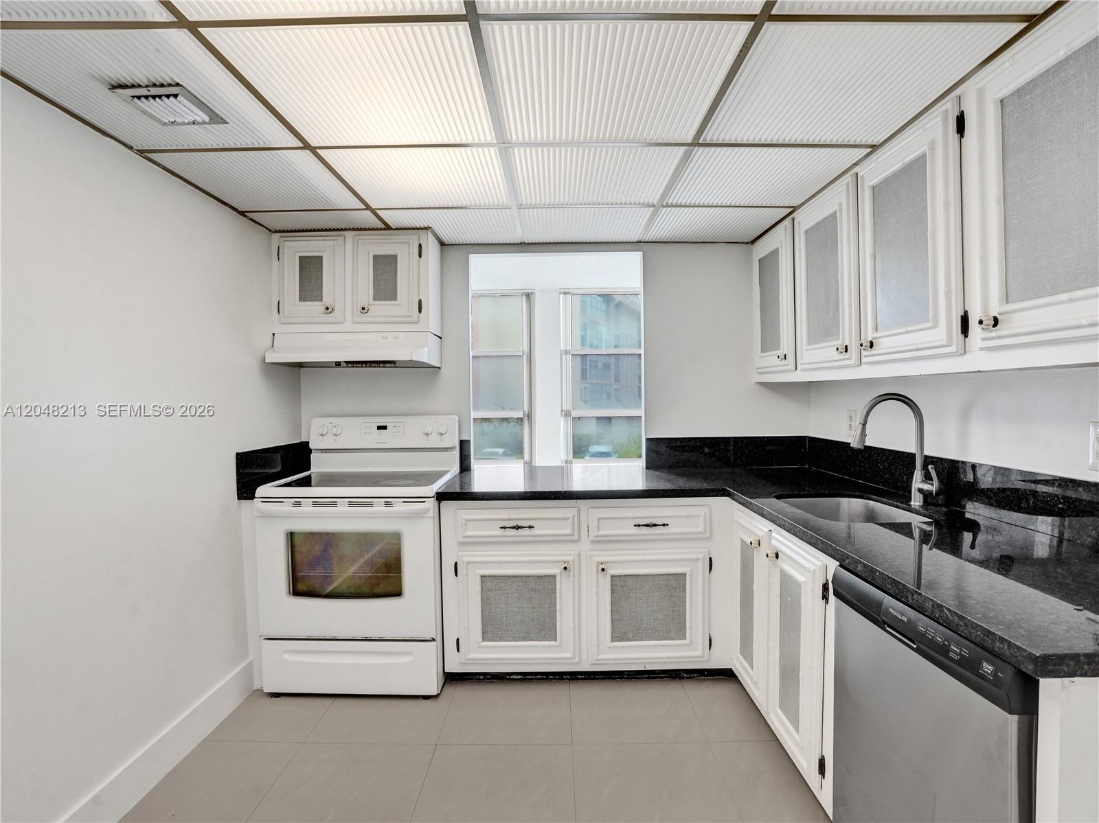 801 Three Islands Boulevard 218 Property Photo 15
