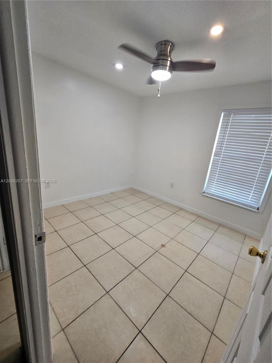 3908 Nw 213th Street Property Photo 17