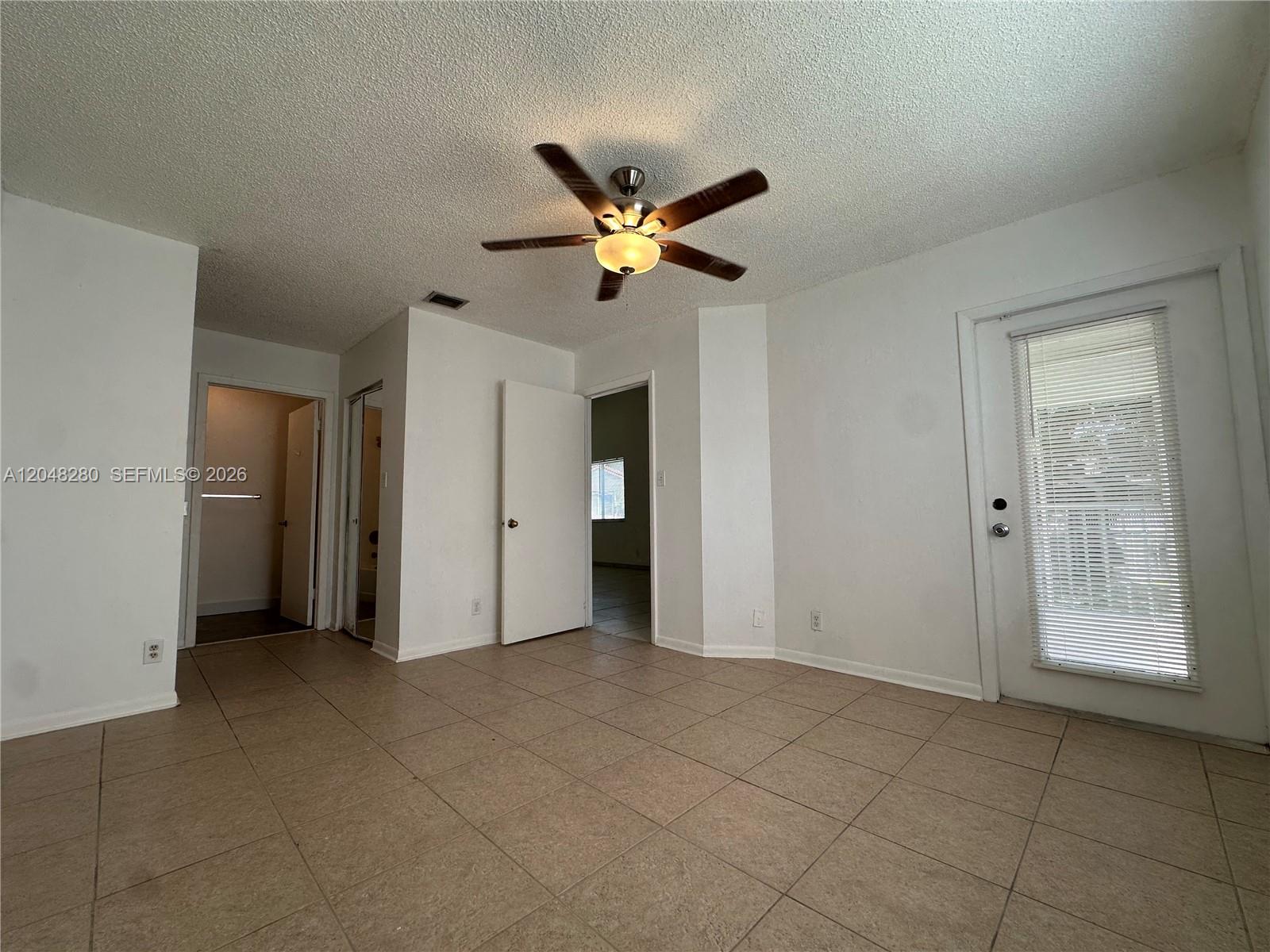 A12048280 Property Photo 5